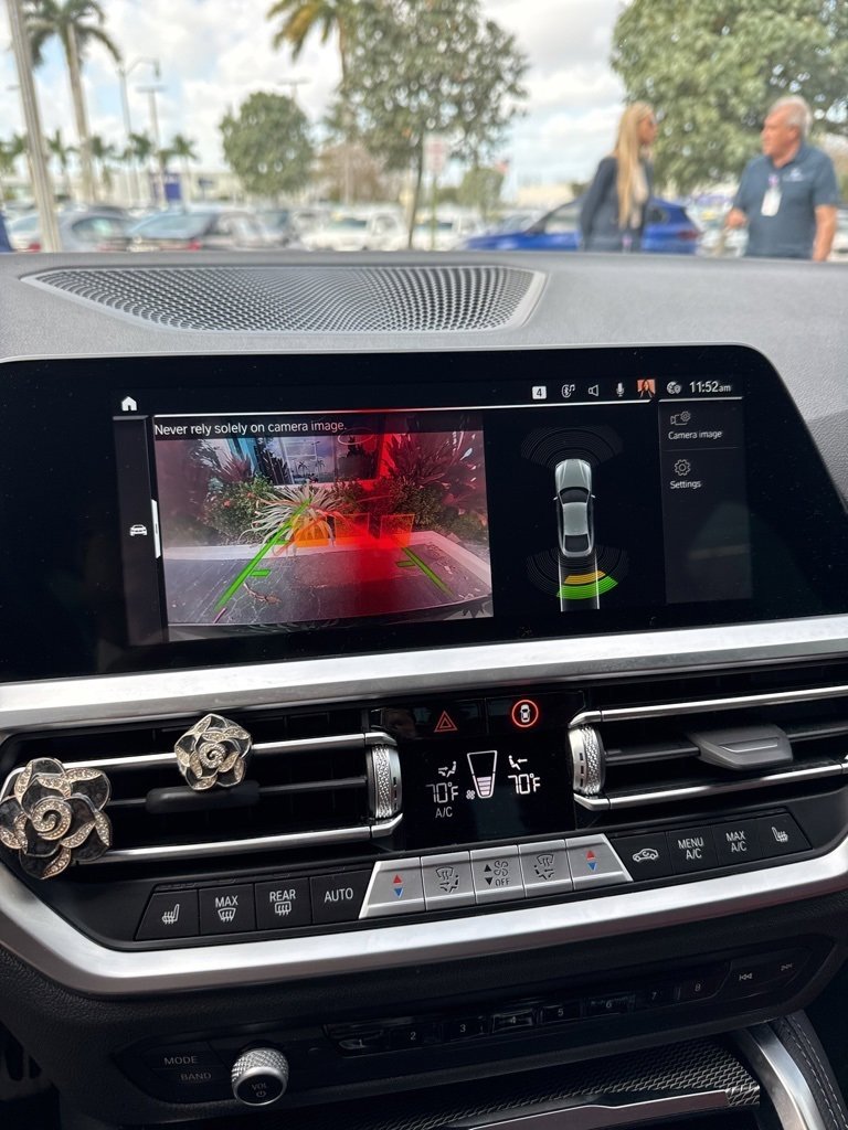 Used 2023 BMW 430i Gran Coupe w/ M Sport Package image 9