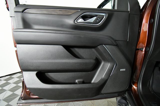 Used 2022 Chevrolet Suburban Z71 w/ Z71 Off-Road Package image 21