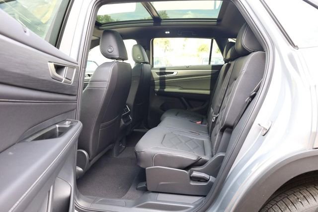 New 2026 Volkswagen Atlas Cross Sport SE image 22