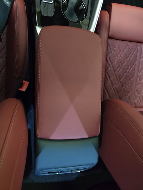 New 2025 Audi SQ5 Prestige image 22