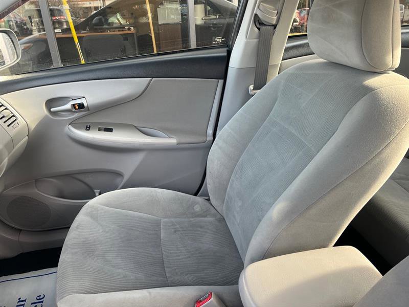 Used 2012 Toyota Corolla image 12