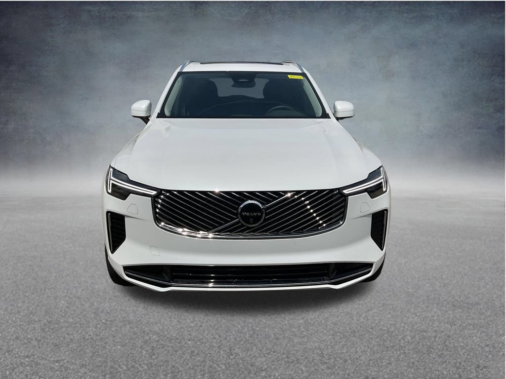 New 2026 Volvo XC90 B6 Plus w/ Protection Package AWD/4WD image 2