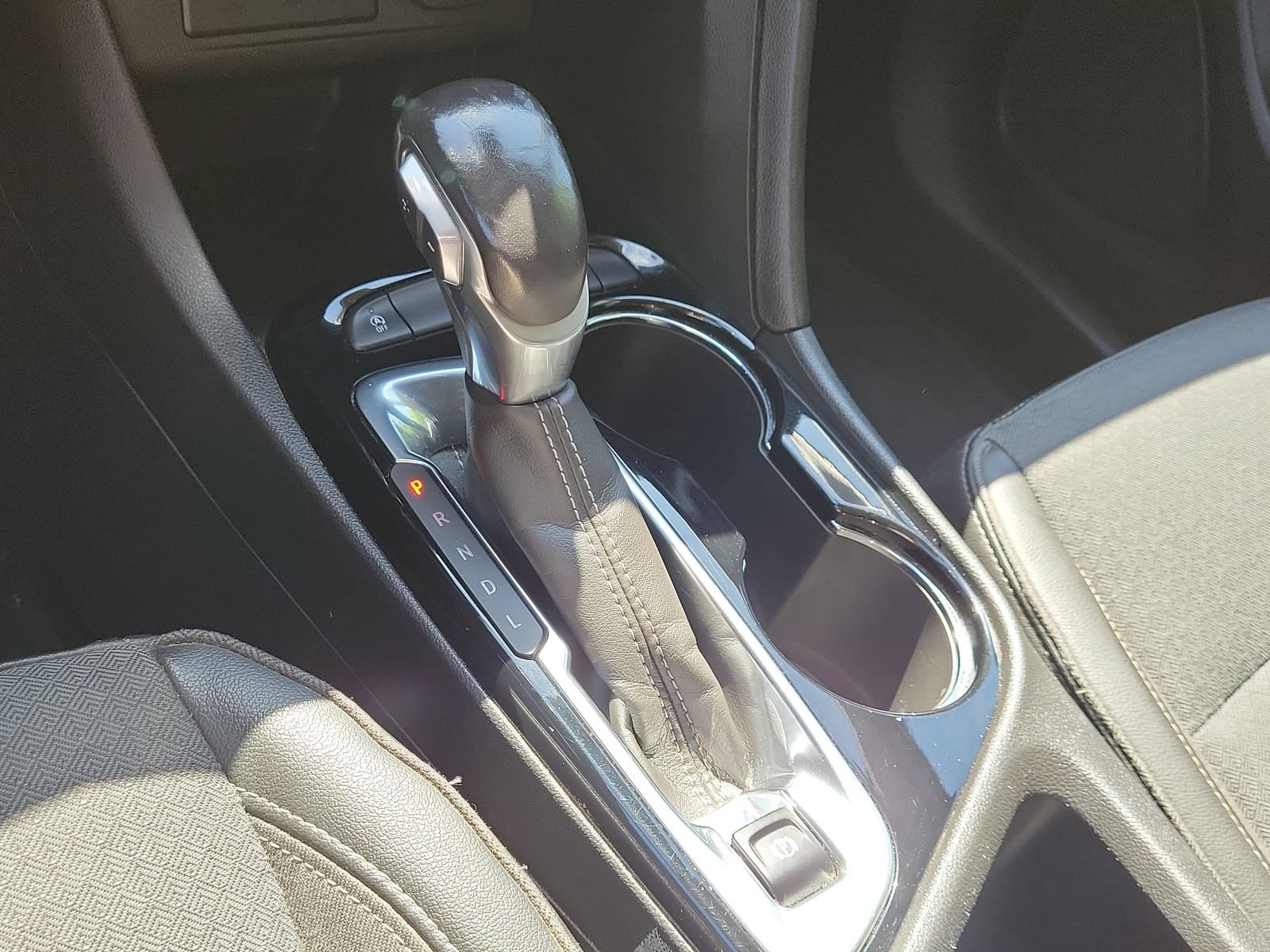 Used 2020 Buick Encore GX Select FWD image 27