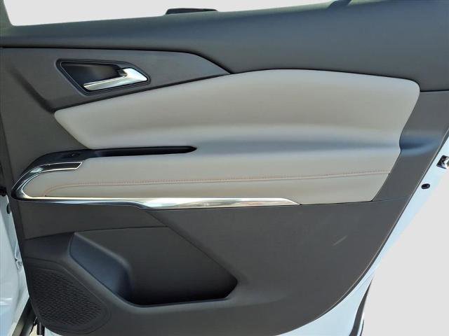 New 2026 Chevrolet Traverse LT w/ LPO, Floor Liner Package image 13