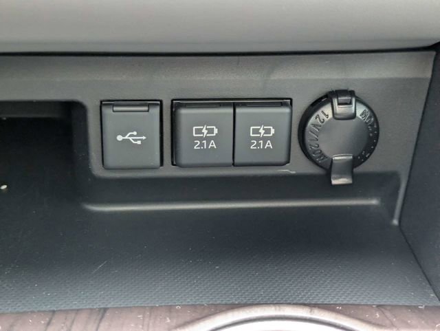 Used 2021 Toyota Highlander Platinum image 27