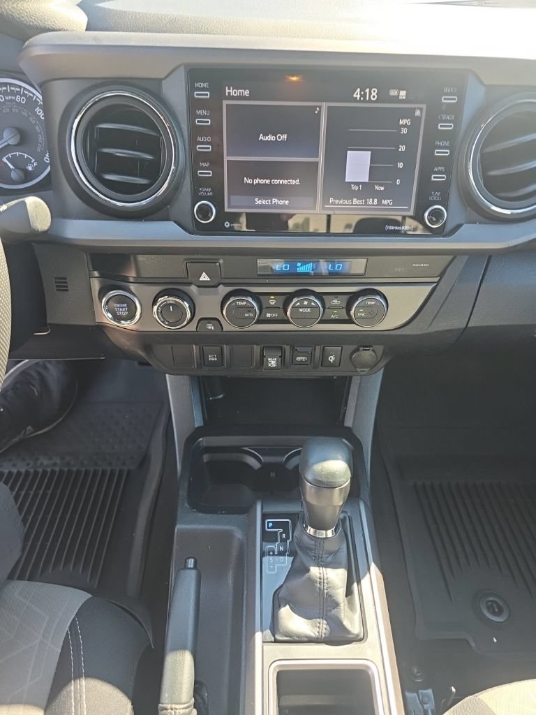 Used 2022 Toyota Tacoma TRD Sport AWD/4WD image 14
