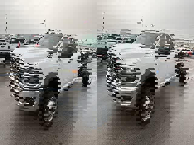 New 2026 RAM 5500 Tradesman w/ Chrome Appearance Group image 14