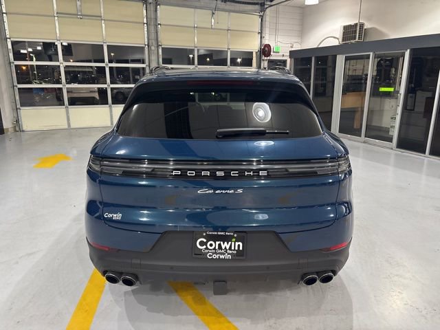 Used 2024 Porsche Cayenne S image 7