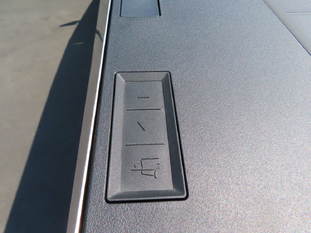 Used 2024 Tesla Cybertruck AWD Crew Cab image 29