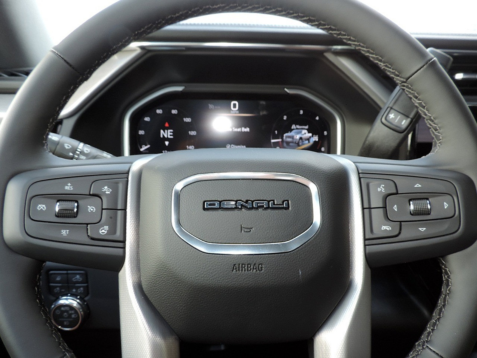 New 2026 GMC Sierra 2500 Denali w/ Denali Reserve Package AWD/4WD image 25