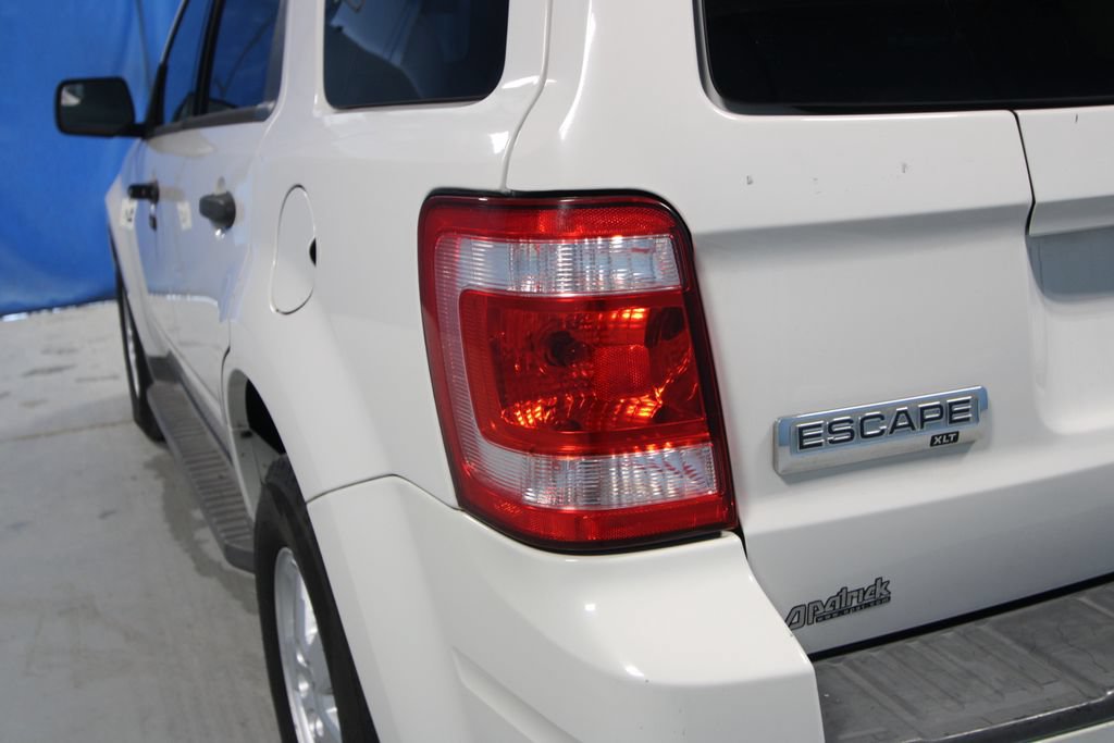 Used 2011 Ford Escape XLT w/ 201A Rapid Spec Order Code FWD image 32