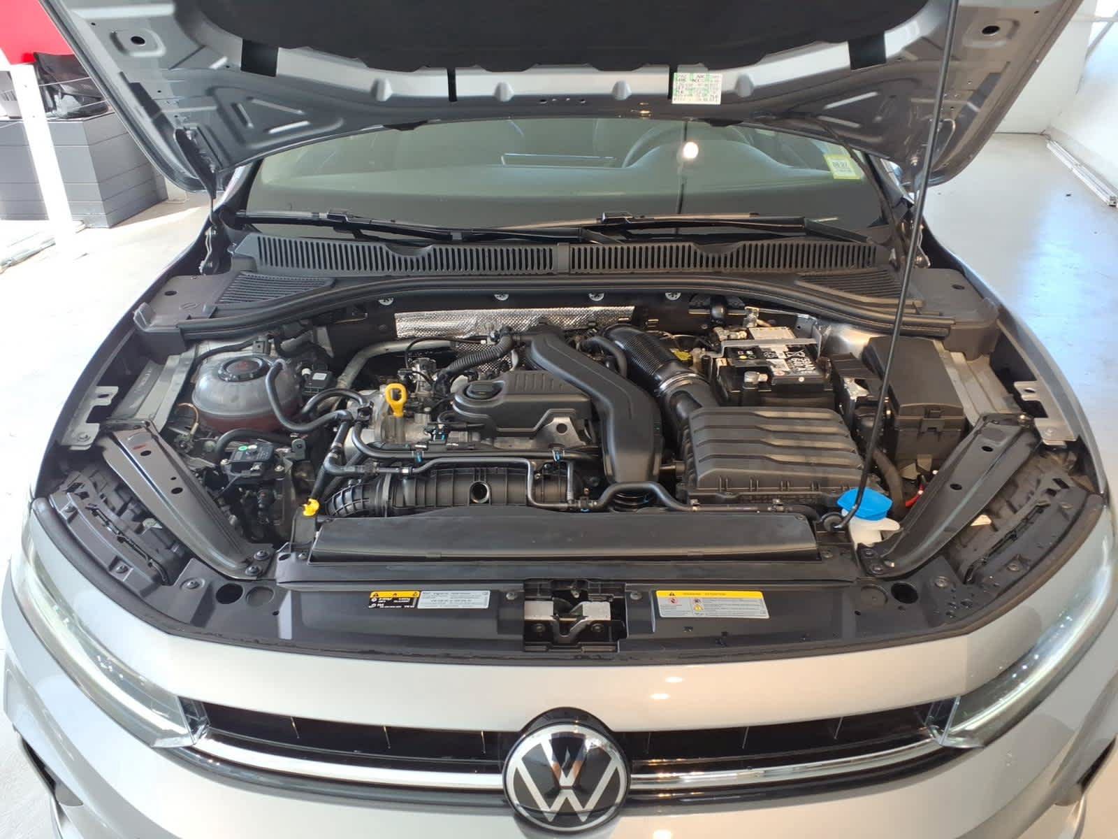 Used 2026 Volkswagen Jetta SE FWD image 22