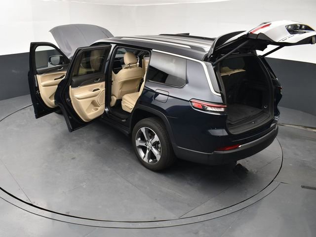 Used 2023 Jeep Grand Cherokee L Limited image 28