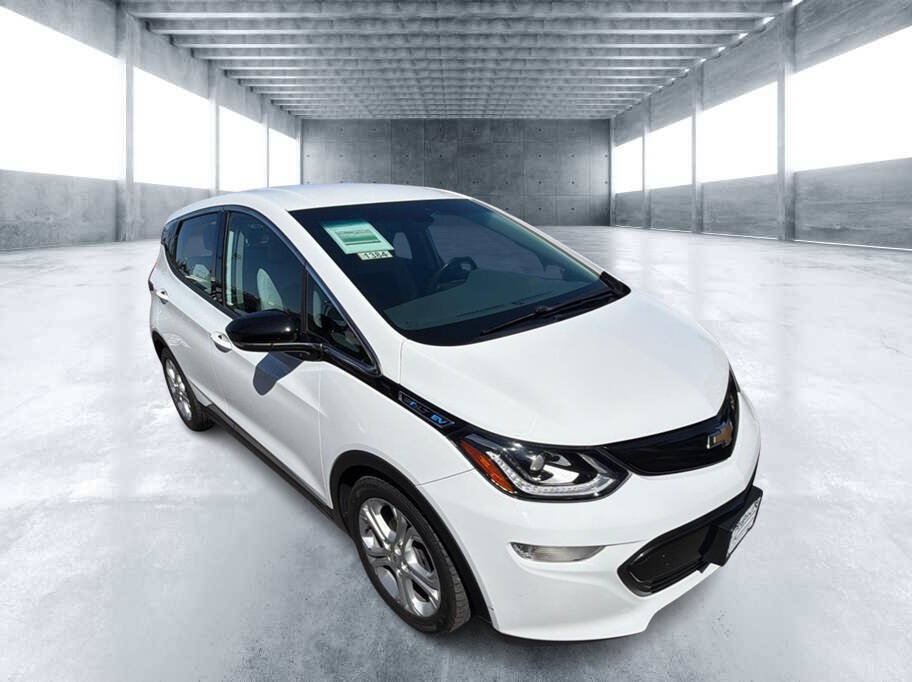 Used 2017 Chevrolet Bolt LT FWD image 2