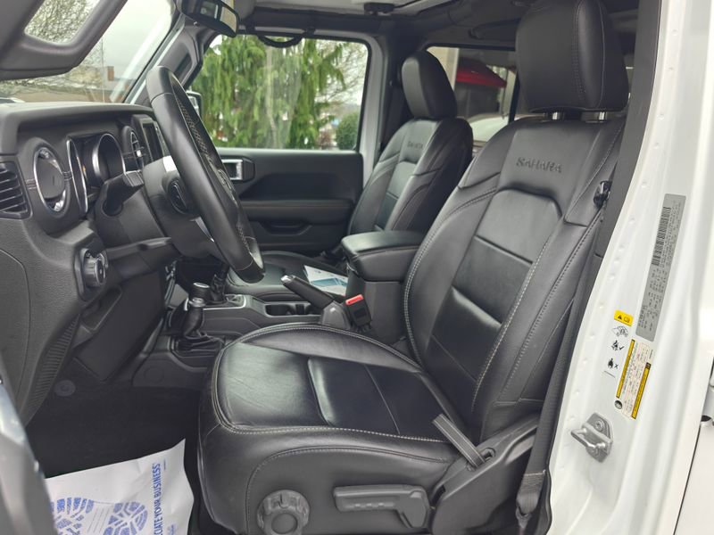 Used 2019 Jeep Wrangler Unlimited Sahara image 10