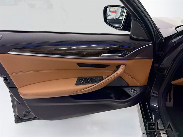 Used 2020 BMW 540i xDrive w/ Executive Package image 19