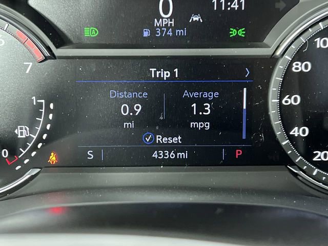 Used 2025 Cadillac XT5 Luxury image 12