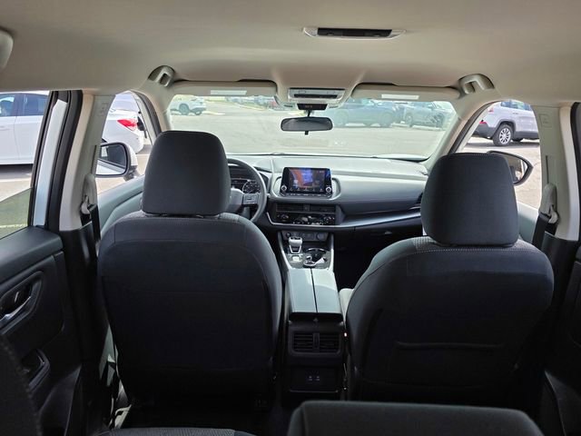 New 2026 Nissan Rogue SV w/ Cold Weather Package AWD/4WD image 27