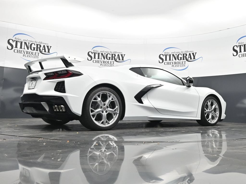 Used 2020 Chevrolet Corvette Stingray Coupe w/ 1LT RWD image 32