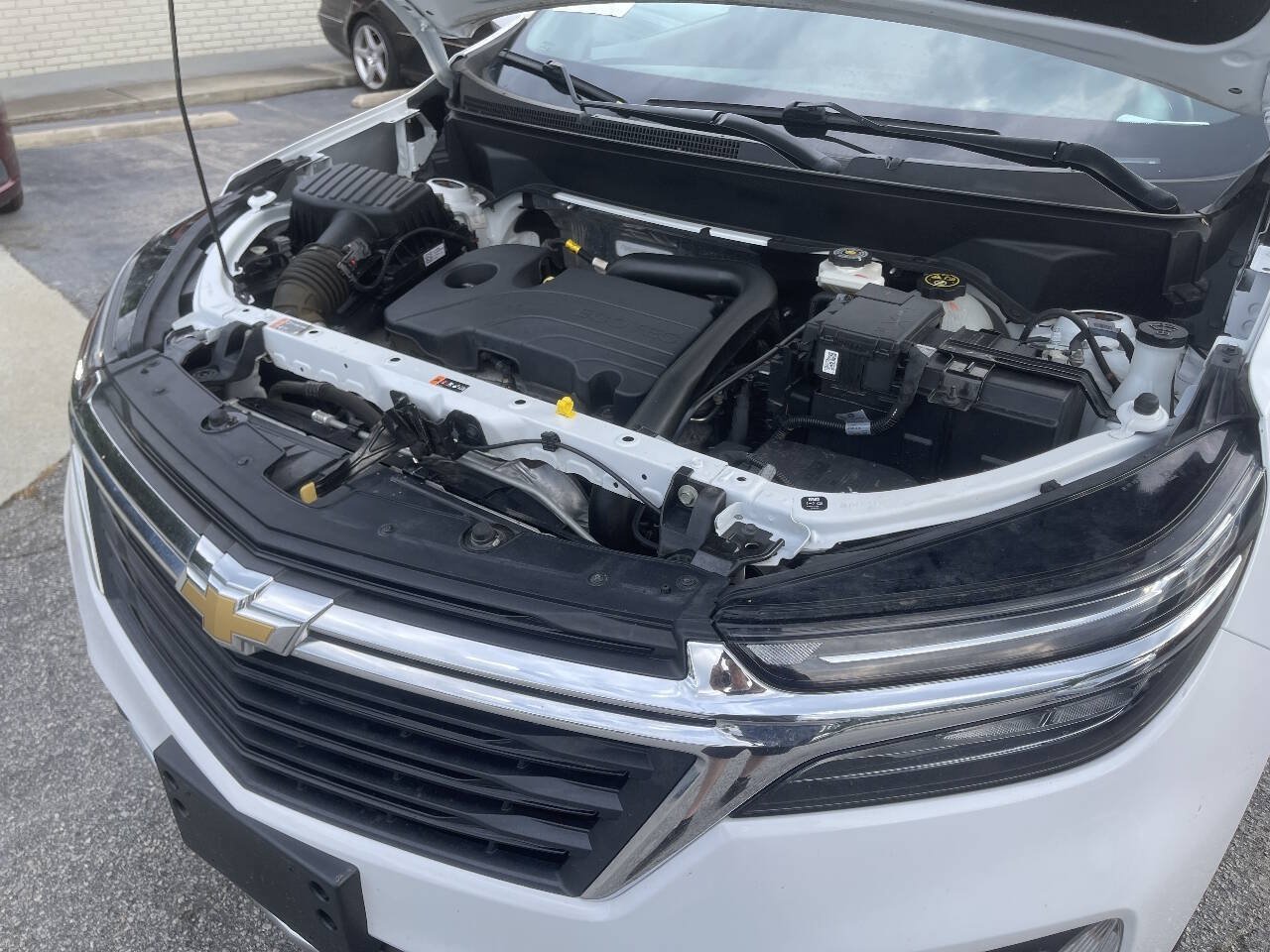 Used 2023 Chevrolet Equinox LT FWD image 30