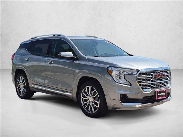 Used 2023 GMC Terrain Denali w/ Denali Premium Package AWD/4WD video 3