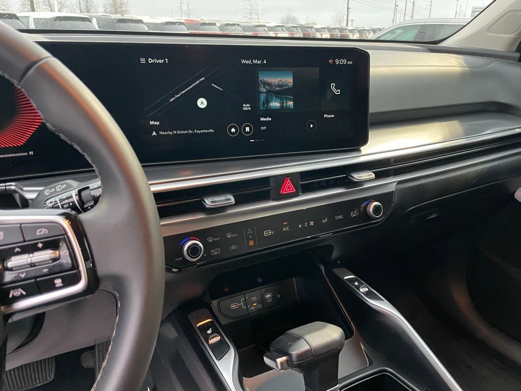 New 2025 Kia Sorento S image 15