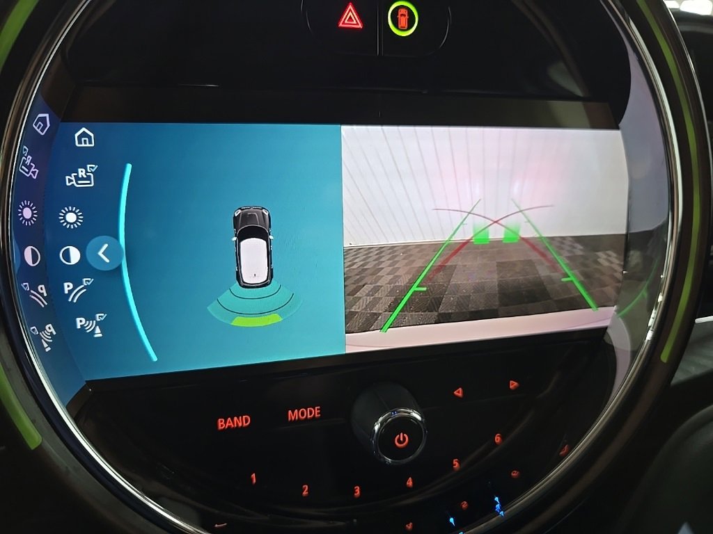 Used 2023 MINI Cooper Countryman SE w/ Storage Package image 24