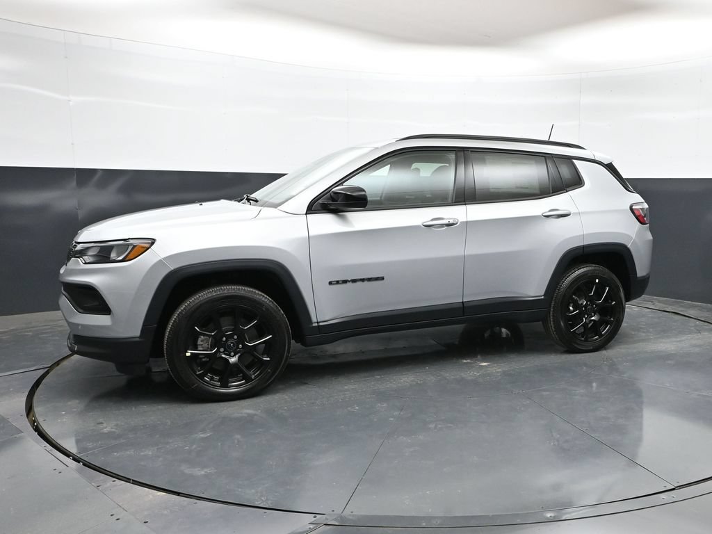 New 2026 Jeep Compass Latitude AWD/4WD image 33