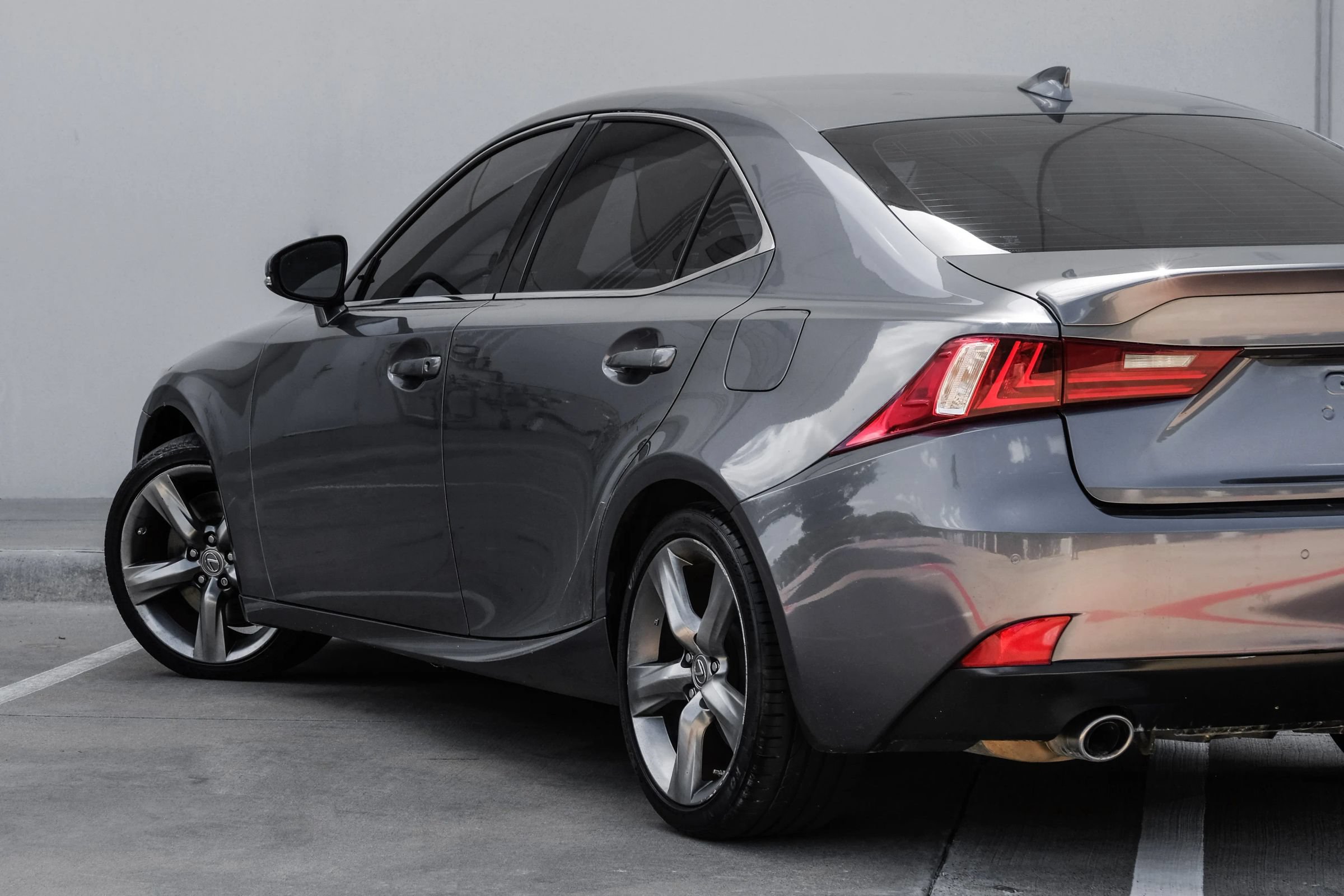 Used 2015 Lexus IS 350 w/ Navigation System Package RWD image 8