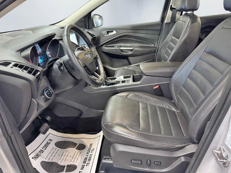 Used 2017 Ford Escape Titanium image 13