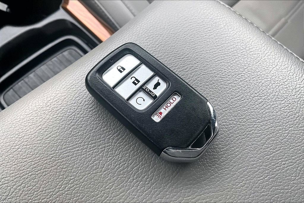 Used 2020 Honda CR-V Touring image 34