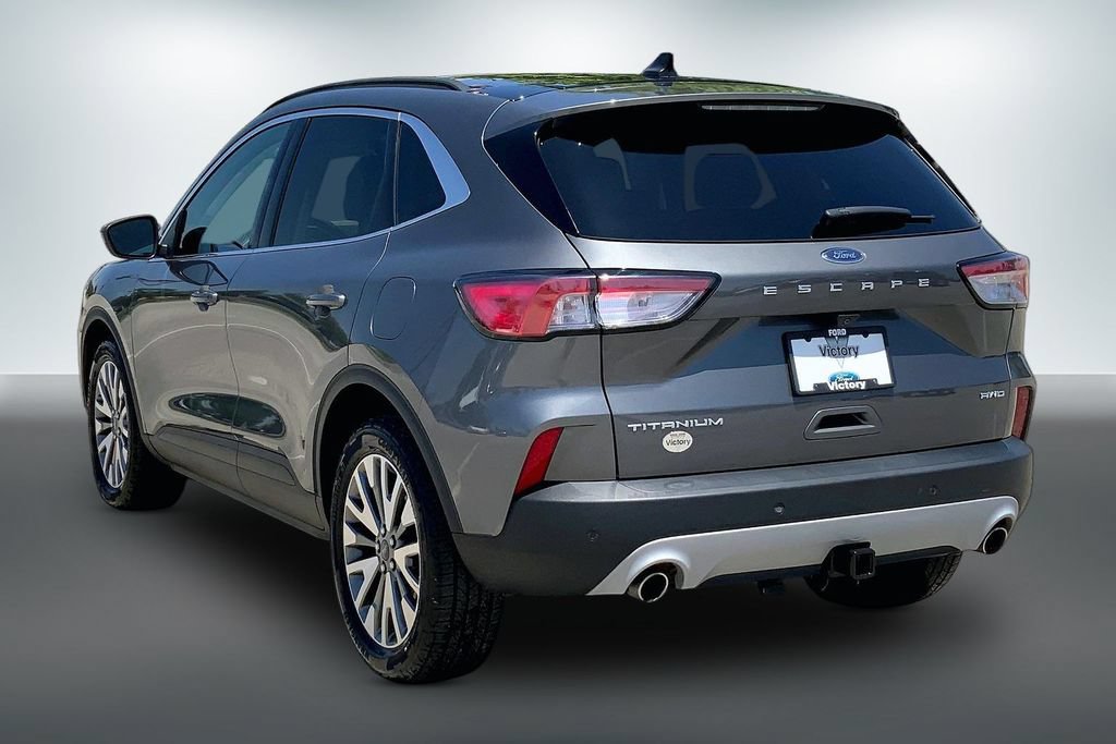 Used 2022 Ford Escape Titanium w/ Class II Trailer Tow Package AWD/4WD image 12