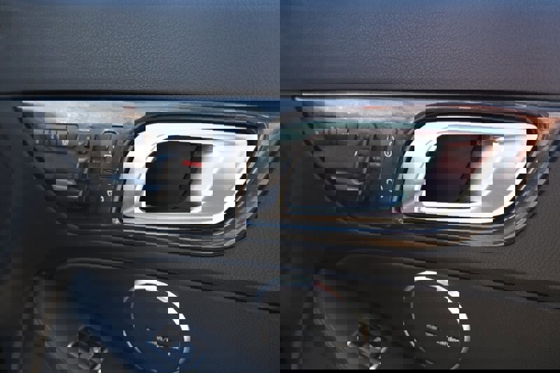 Used 2015 Mercedes-Benz SLK 250 image 54