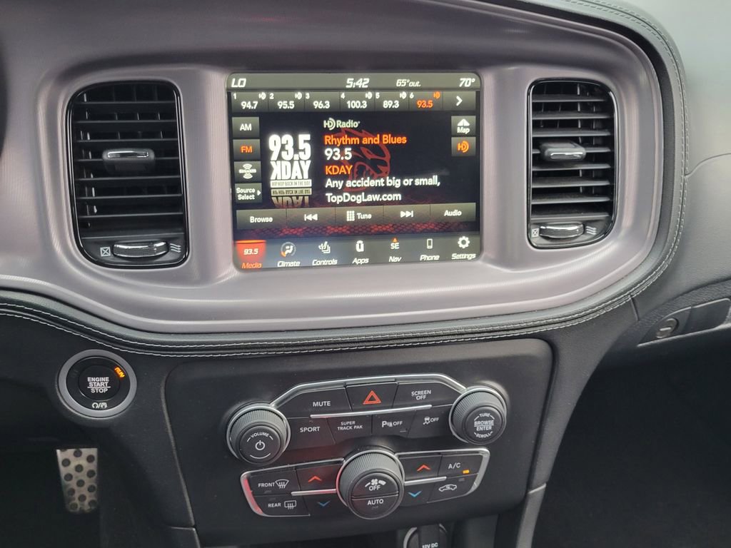 Used 2023 Dodge Charger R/T w/ Plus Group RWD image 9