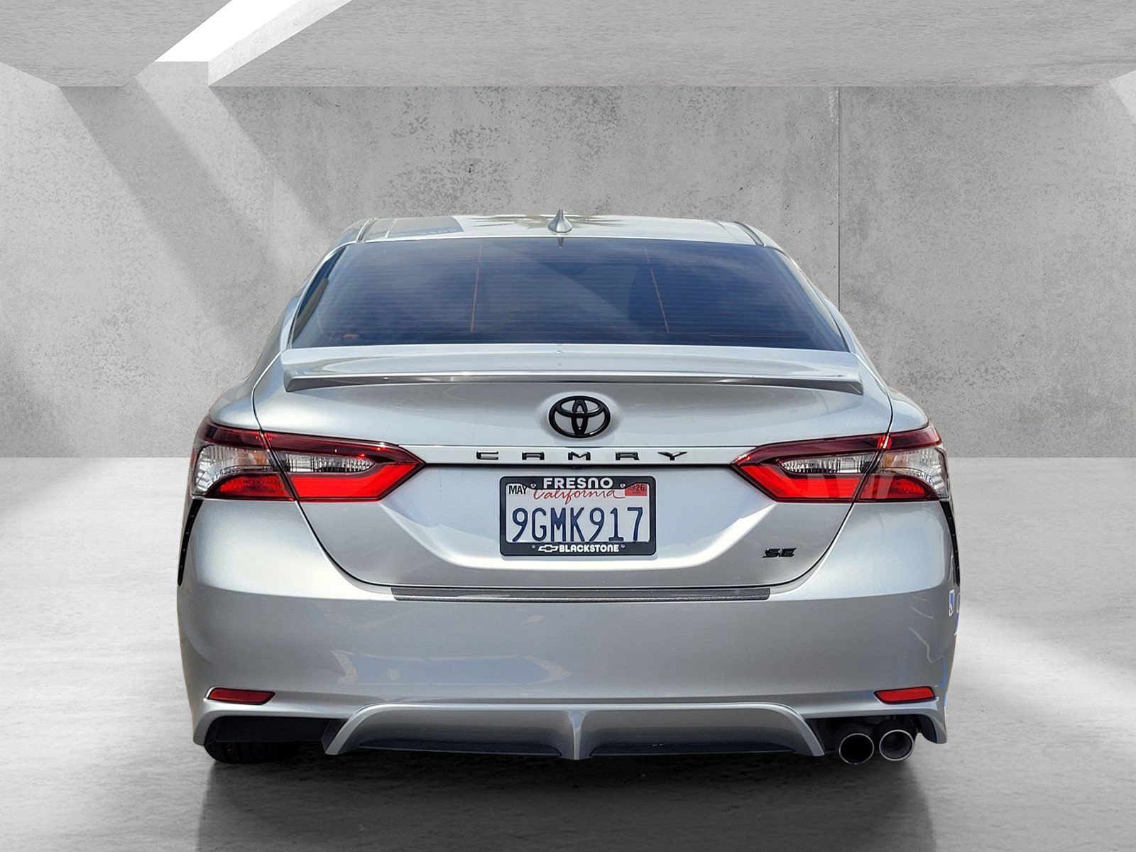 Used 2023 Toyota Camry SE w/ Convenience Package FWD image 6