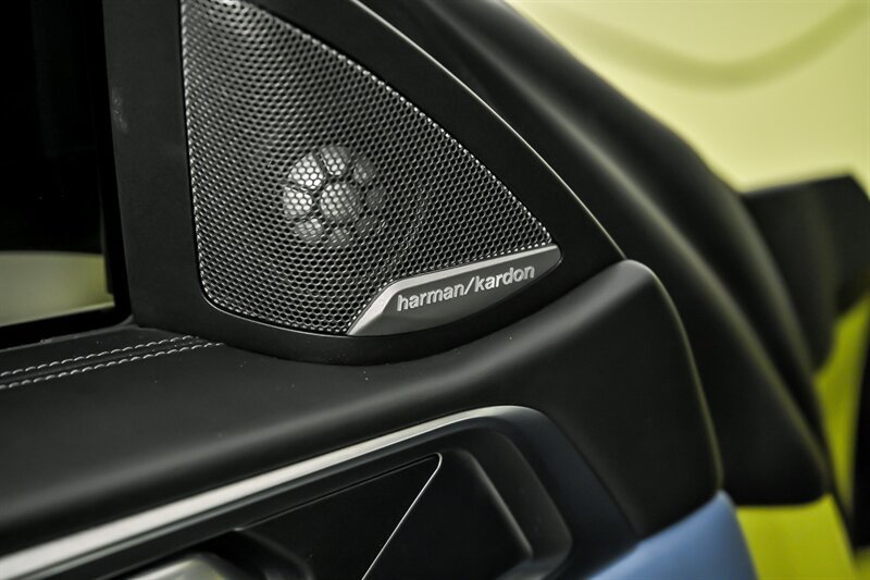 Used 2021 BMW M4 Coupe RWD image 16