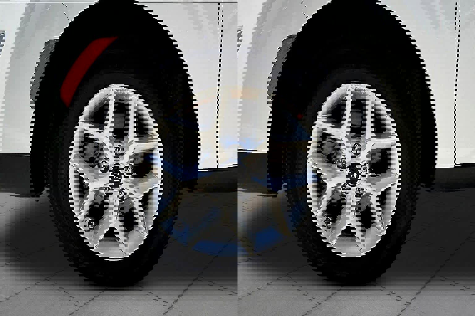 Certified 2025 Kia Soul LX w/ LX Technology Package image 10