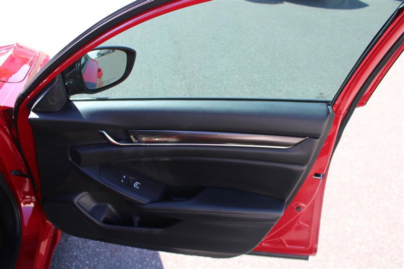 Used 2022 Honda Accord Sport image 12