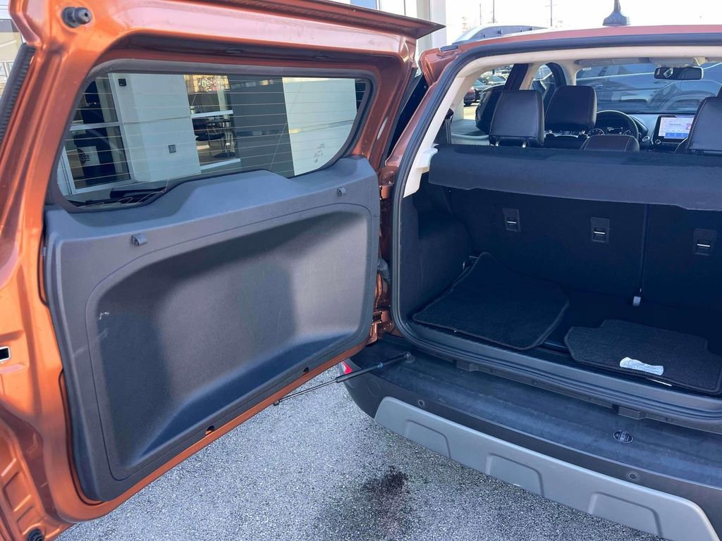 Used 2020 Ford EcoSport Titanium image 16