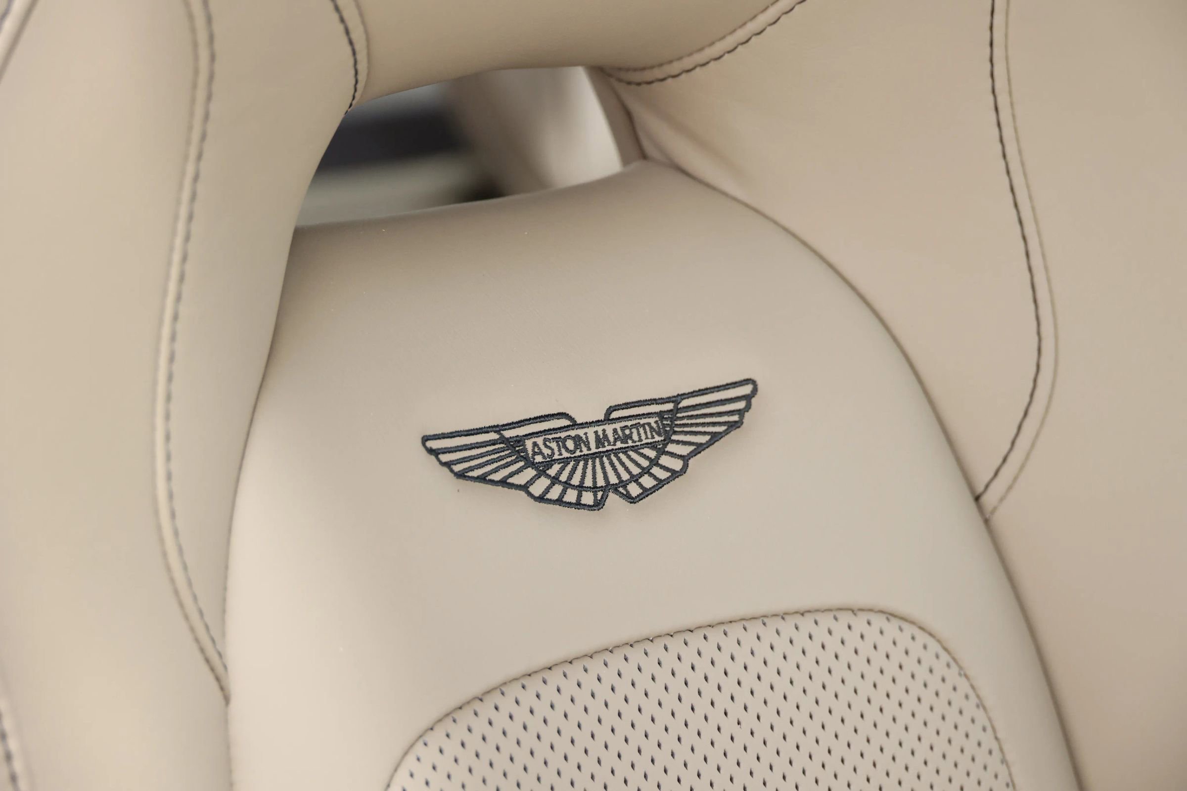 Used 2017 Aston Martin Rapide S image 65