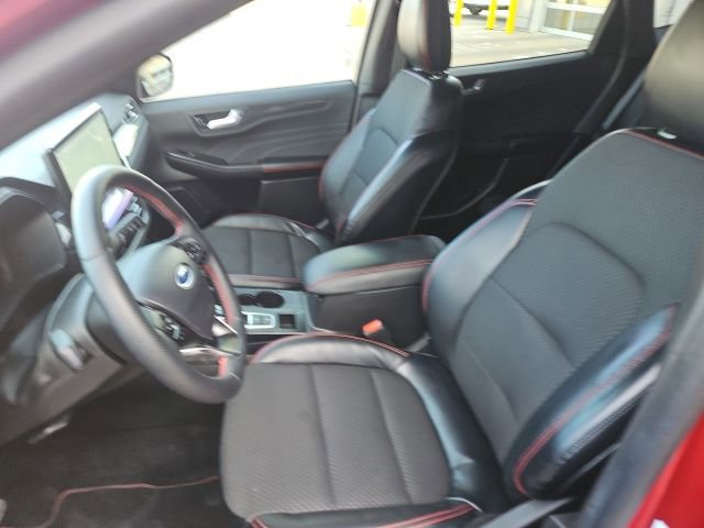Used 2023 Ford Escape ST-Line w/ Tech Pack #1 image 12