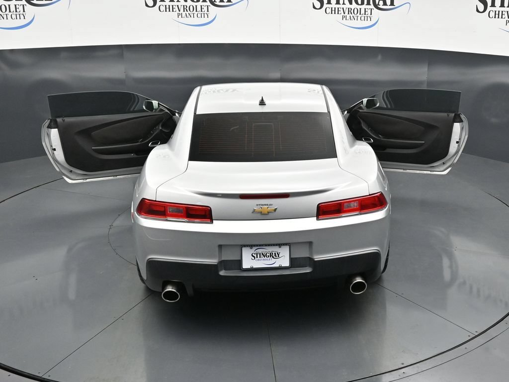 Used 2015 Chevrolet Camaro LT RWD image 35