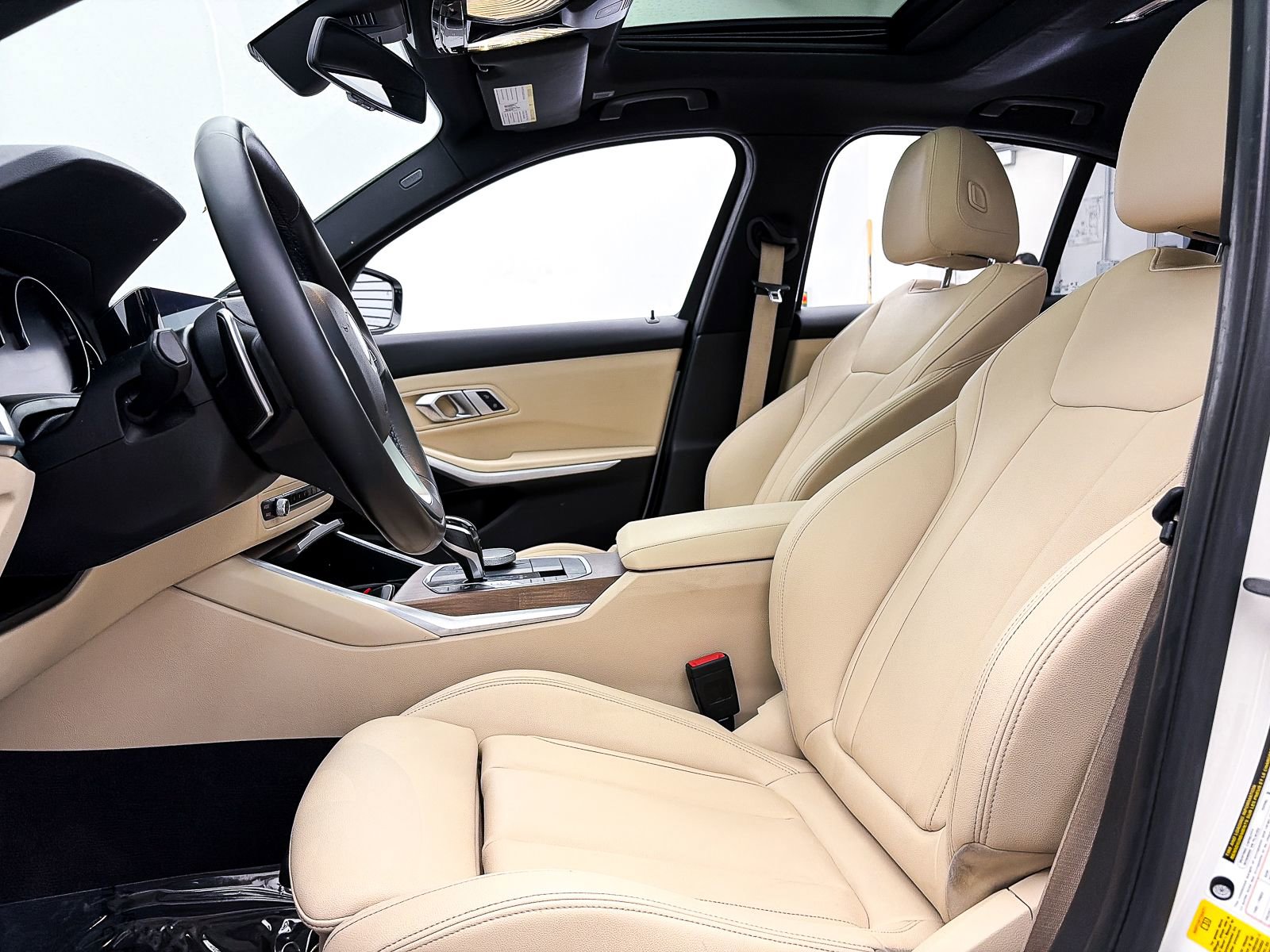 Used 2020 BMW 330i Sedan w/ Convenience Package RWD image 18