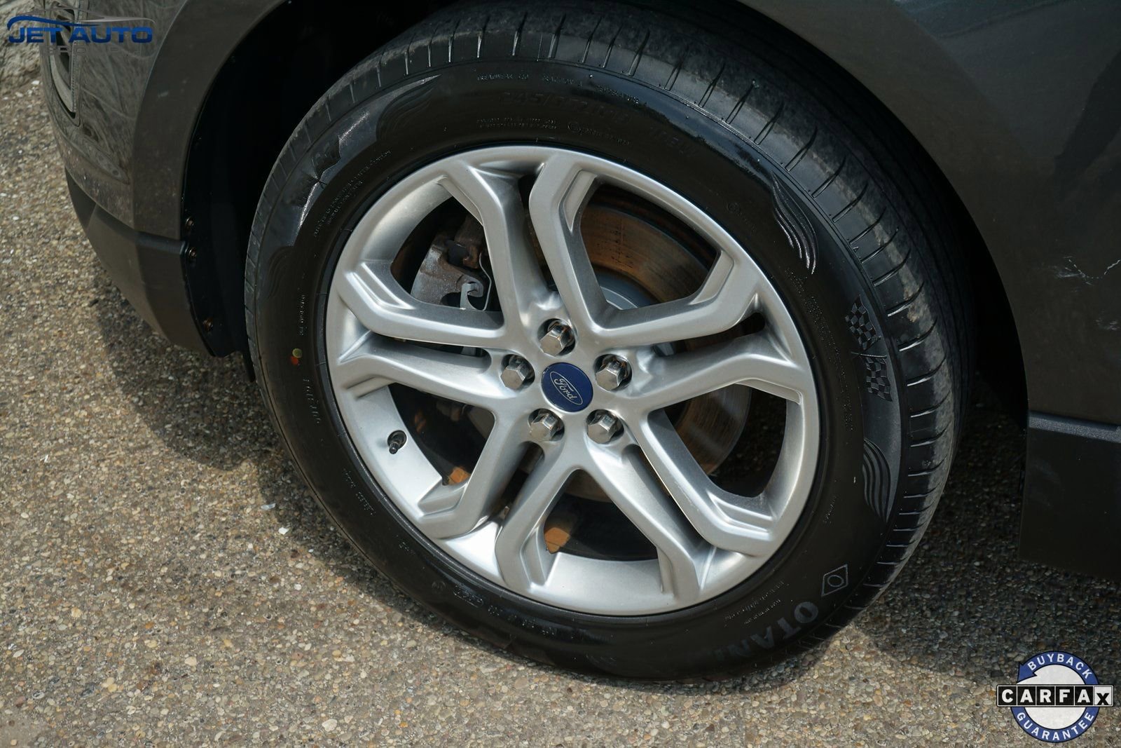 Used 2018 Ford Edge Titanium image 14