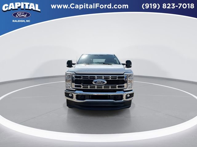 Certified 2025 Ford F250 XLT image 3