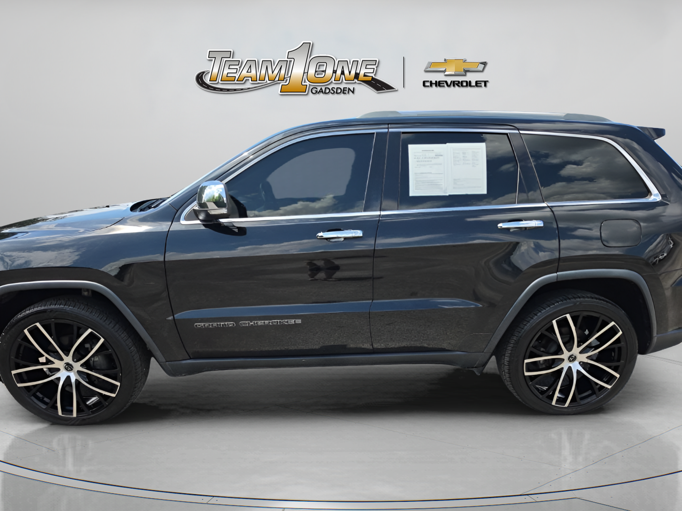 Used 2019 Jeep Grand Cherokee Limited w/ Luxury Group II RWD image 5