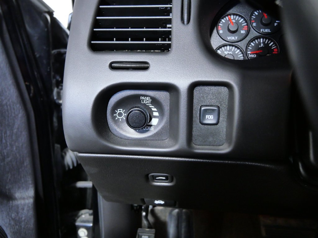 Used 2001 Chevrolet Monte Carlo SS FWD image 25