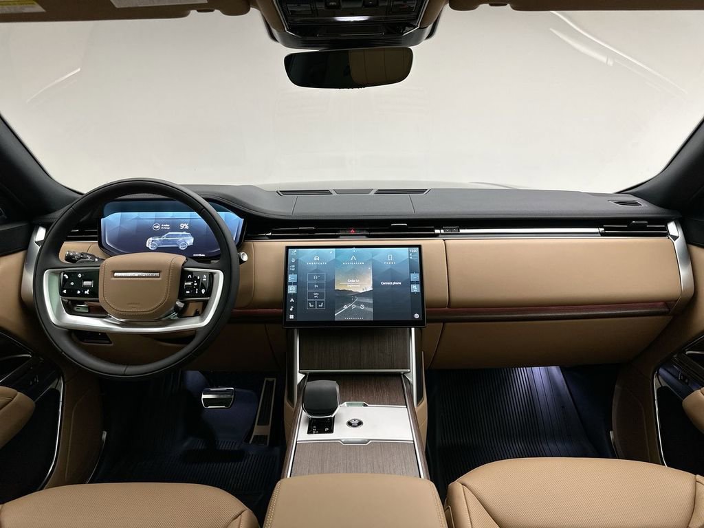New 2026 Land Rover Range Rover SE image 16