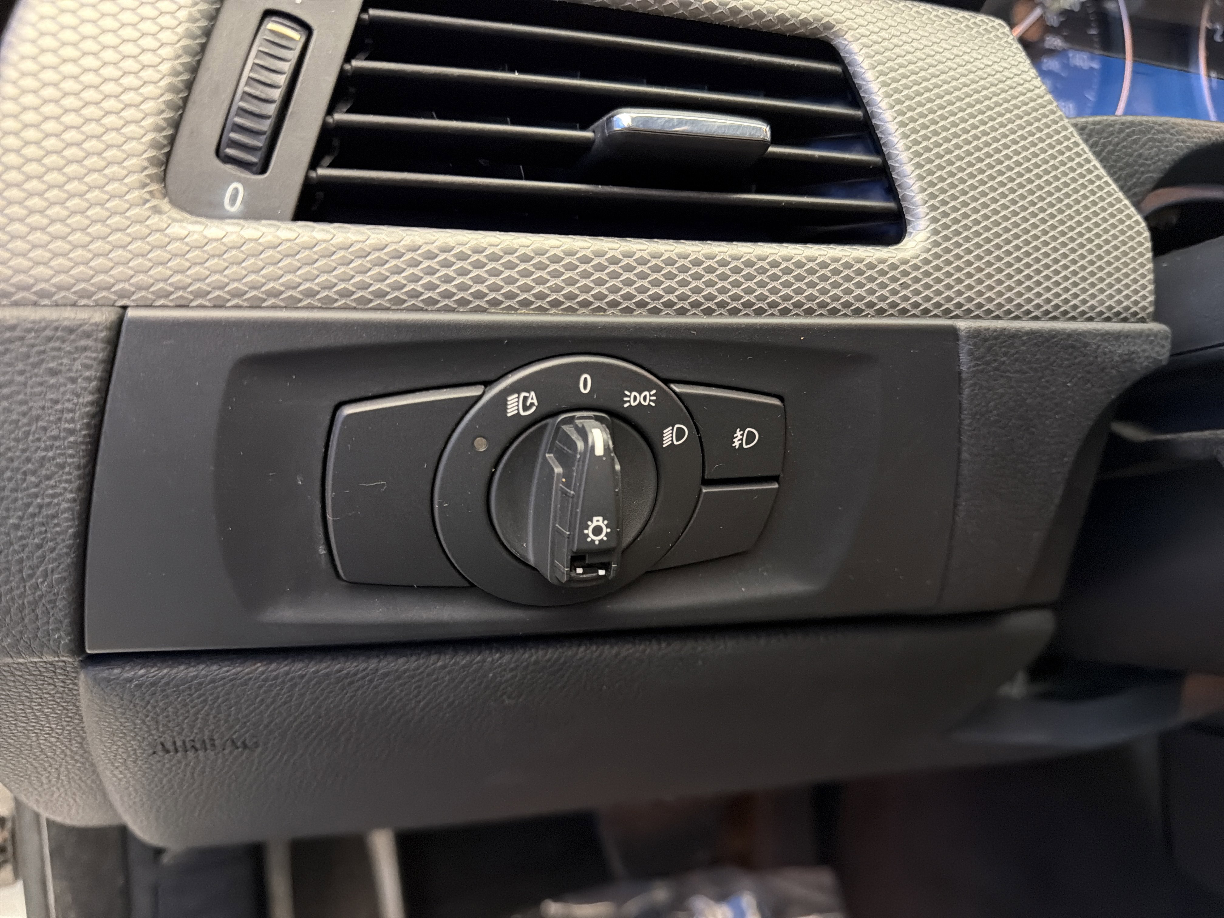 Used 2013 BMW 335i Convertible image 15