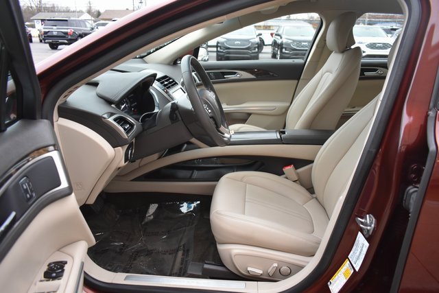 Used 2016 Lincoln MKZ Hybrid image 13